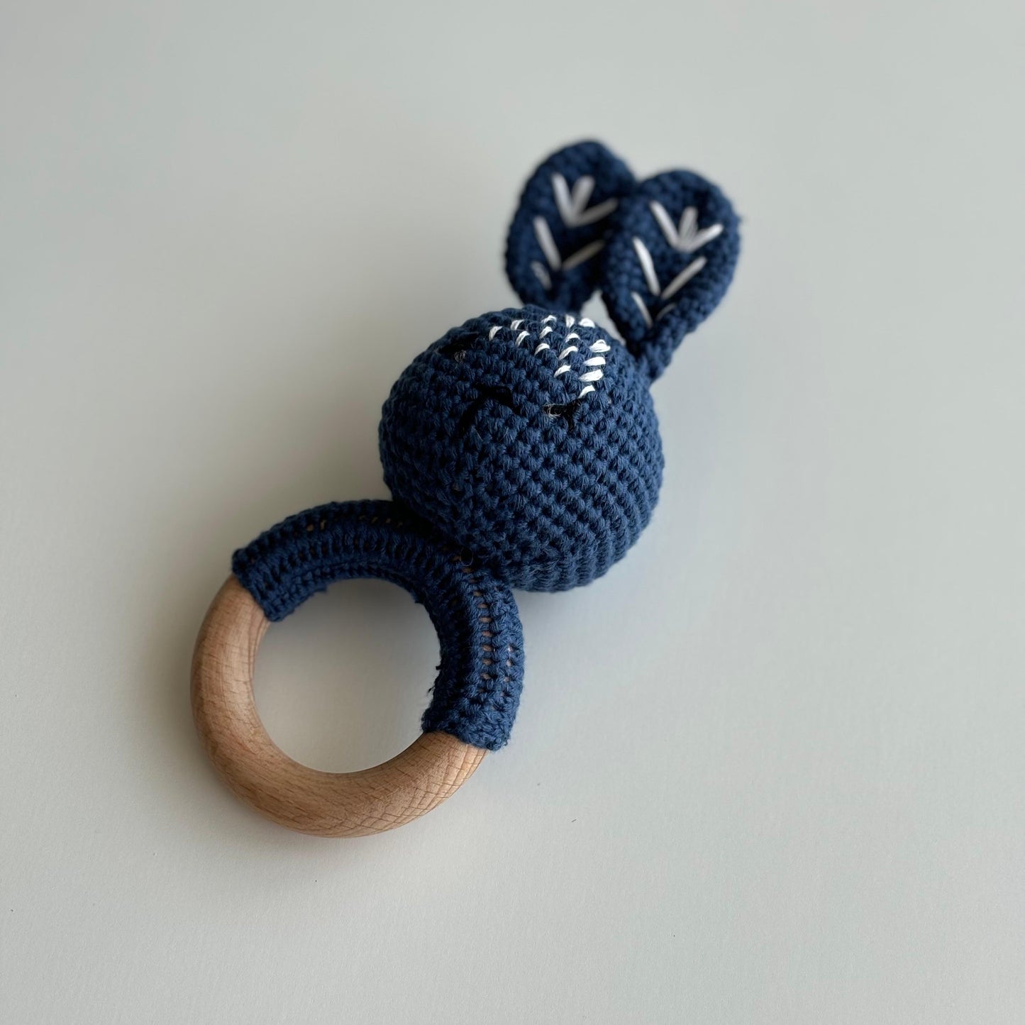 Tiny gentleman rattles